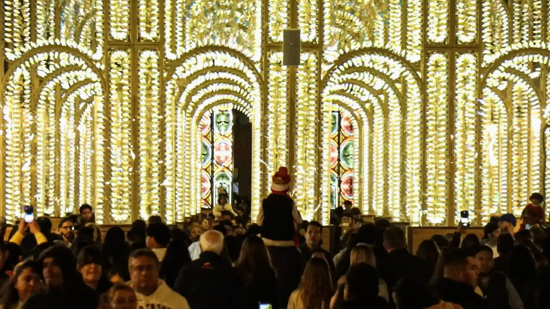 Adornos Navidad Centro Histórico 2024 : Gerardo Tavarez 7